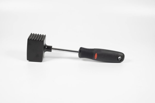 What Are Some Smart Ways to Save on Kitchen Renovation Costs in the UK?